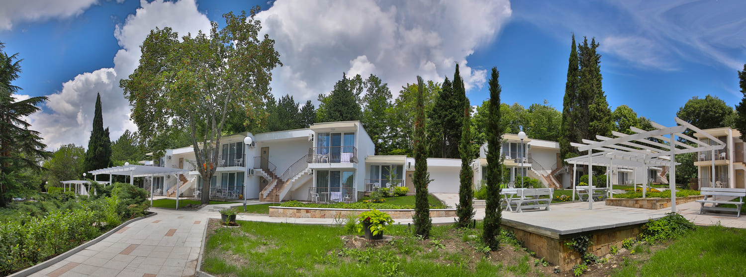 1_villas.jpg