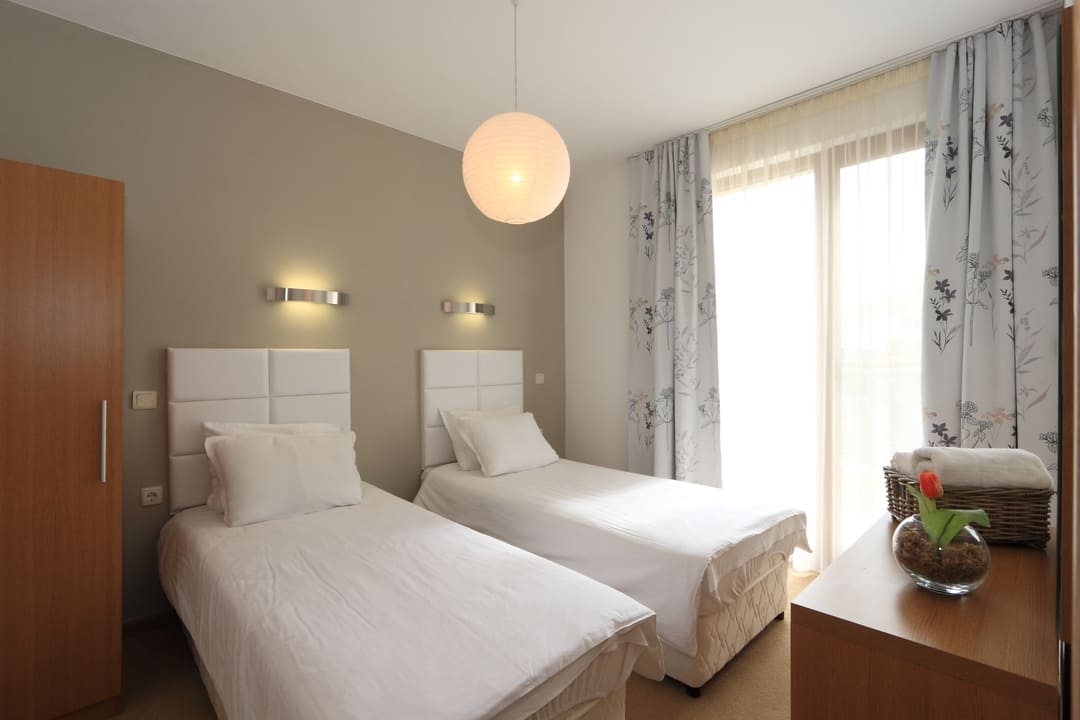 App_2_Bed_6.jpg