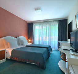 002-33.jpg