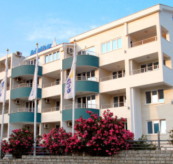 003.jpg