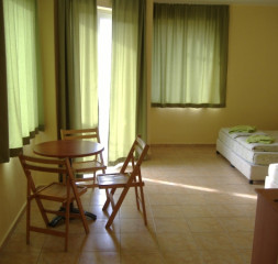 004.JPG