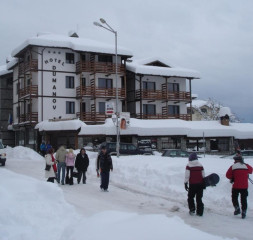 02.jpg