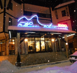 03.jpg