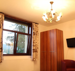 04.jpg