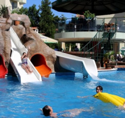 05.jpg