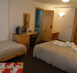 09.jpg