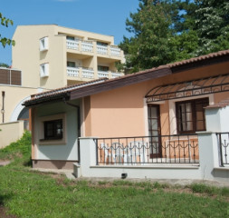 09.jpg