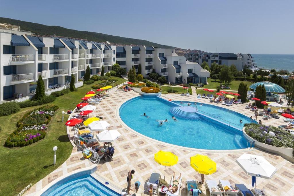 Sineva Park ****