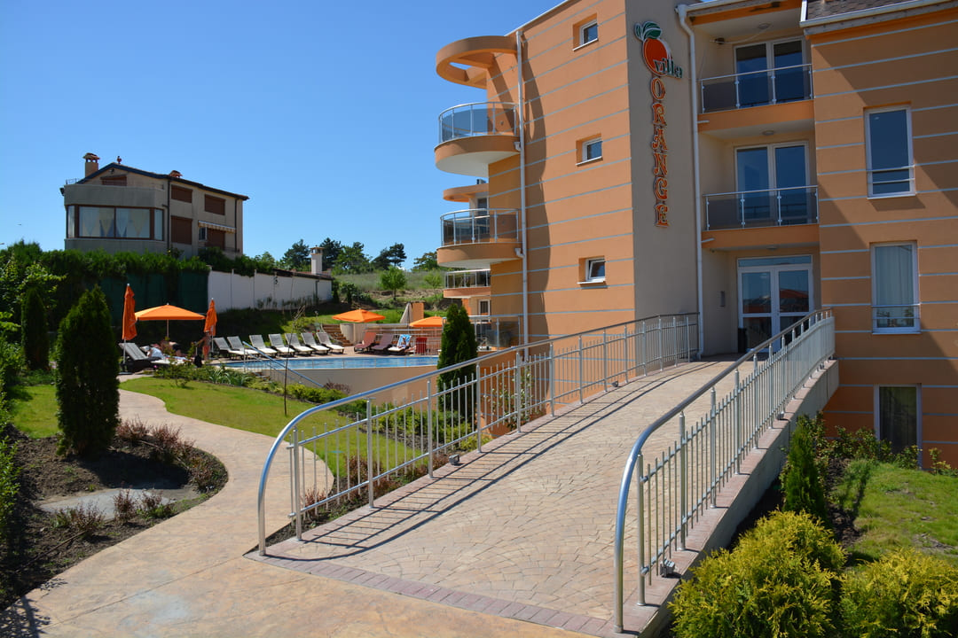 Villa Orange ***