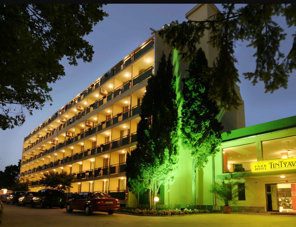 Tintyava Park Hotel ***