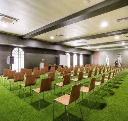 184_Conference_Hall_4.jpg