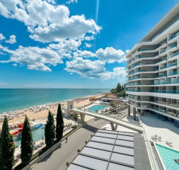 1Hotel_Exterior_1_1.jpg