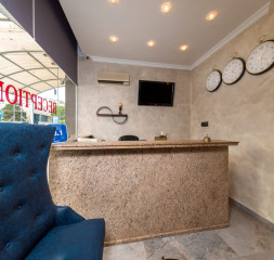 1Hotel_Exterior_2_7.jpg