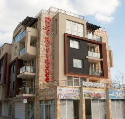 1Hotel_Exterior_3.jpg