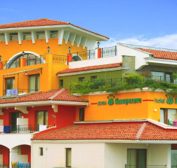 1Hotel_Exterior_3.jpg
