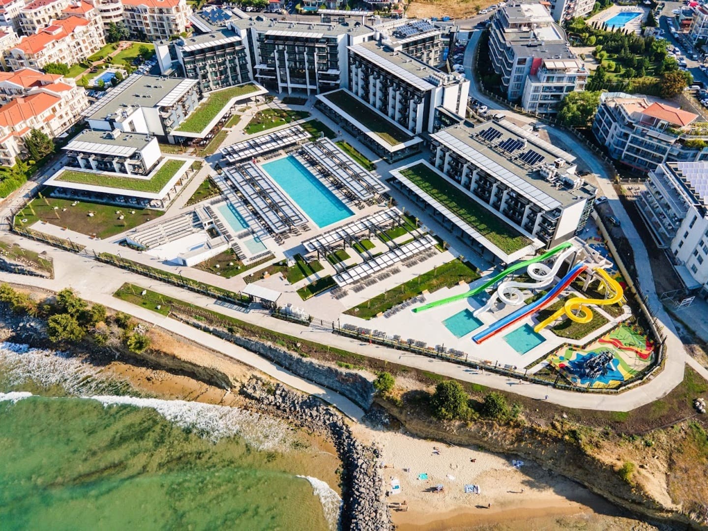 VOYA Beach Resort *****