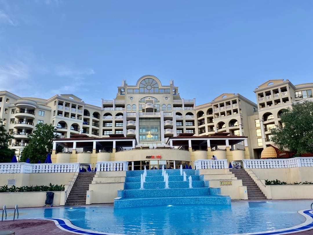 Marina Royal Palace *****