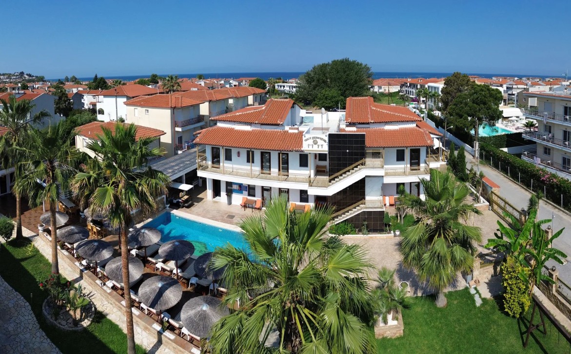 Evlogia Hotel Seafront & Annex by Greek Pride ****