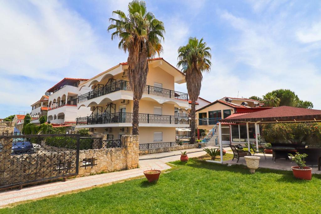 Grand Victoria ***