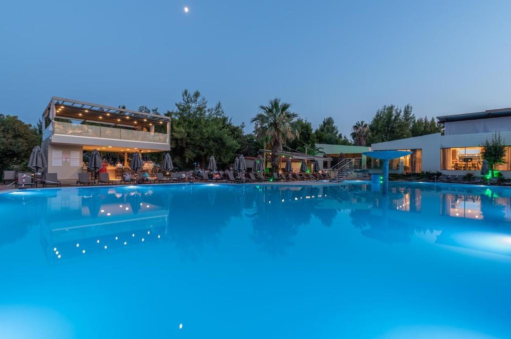 Poseidon Sea Resort ****