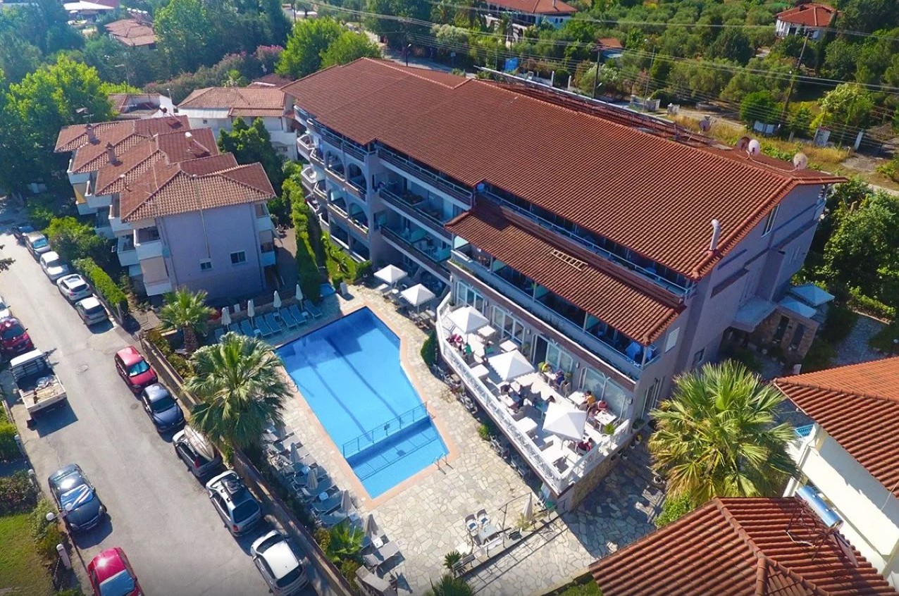 Tropical Hotel