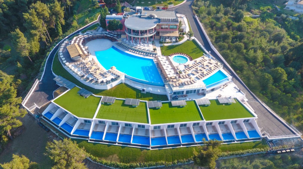 Alia Palace *****