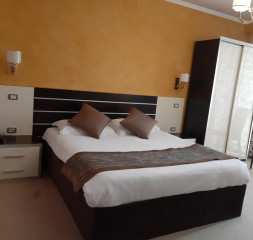 200857333.jpg