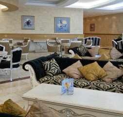 2Lobby_Bar_3.jpg