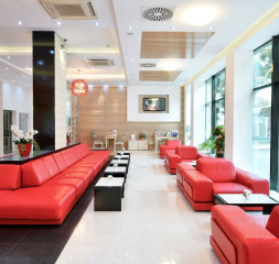 3Lobby_1_1.jpg