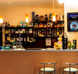 3Lobby_Reception_3.jpg