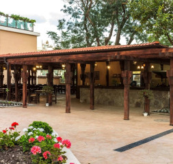 3Restaurant_3.jpg