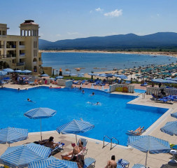 3pool_bar_1.jpg
