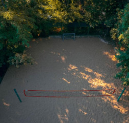 445083106.jpg