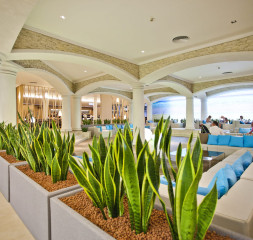 4Lobby_1.jpg