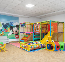 4_grant_hotel_sunny_beach_kids_club2.jpg