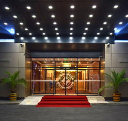 5Hotel_Exterior_2.jpg