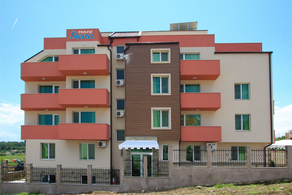 Siena House ***