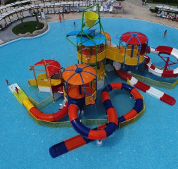 Aquapark_Action_16.jpg