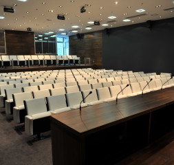 Avala---Conferrence.JPG