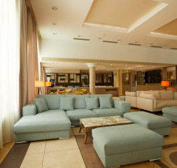 BAR_Preferred_Club_Lounge.jpg