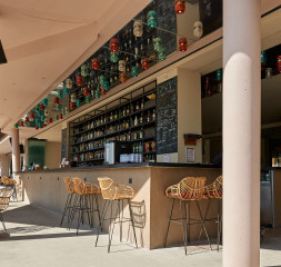 Bar_1.jpg