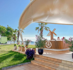 Bar_Beach_2.jpg