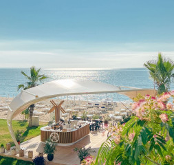 Bar_Beach.jpg