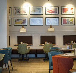 Bar_Bistro.jpg