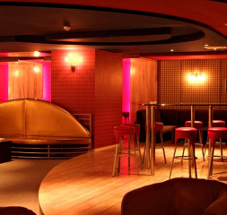 Bar_Night.jpg