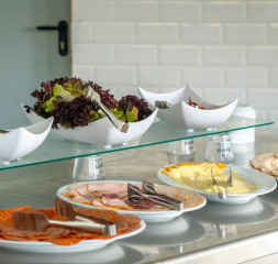 Bar_Snack_3.jpg