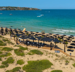 Beach_2.jpg