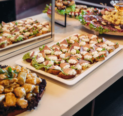 Buffet_4.jpg