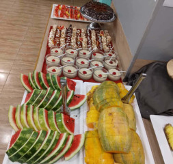 Buffet_50.jpg