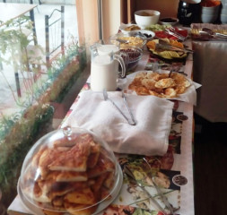 Buffet.jpg